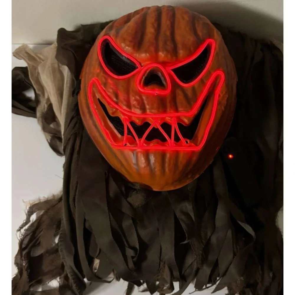 Spirit Halloween Light  Jack-o-Lantern Costume Light Up Mask Child Large 12-14
